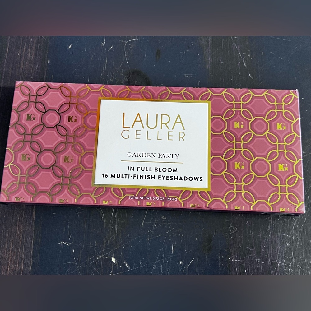 Laura Geller In Full Bloom eyeshadows
Garden Party 16-Color Eyeshadow Palette